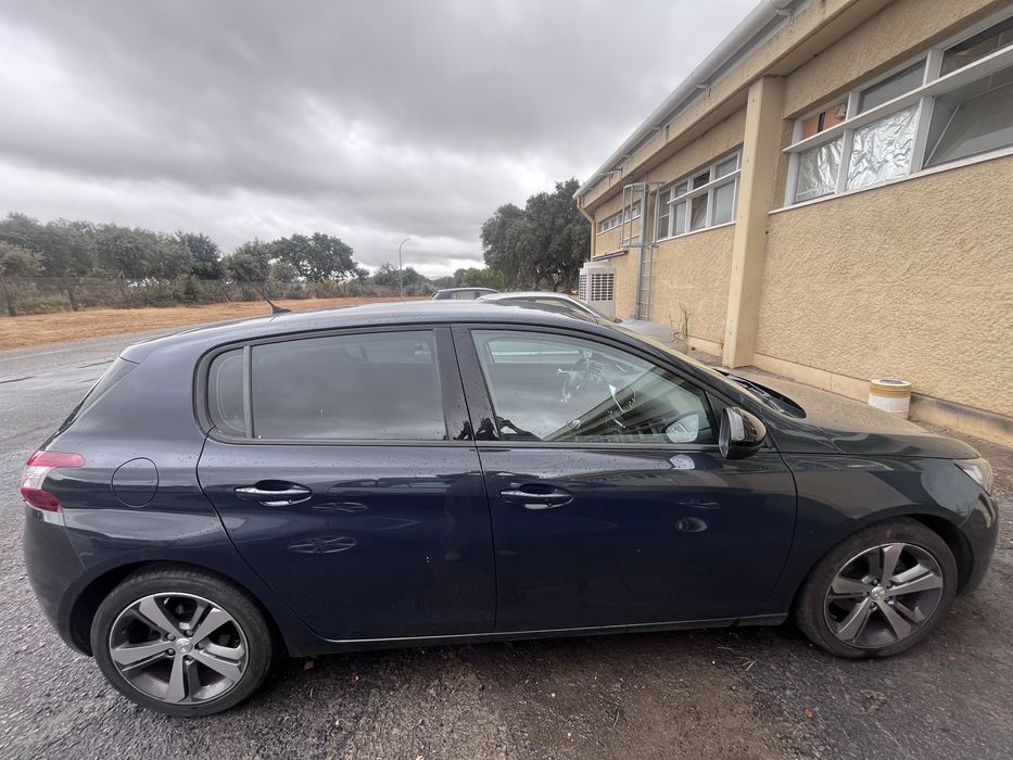 Peugeot 308 1.6BlueHDI 120CV — photo 4