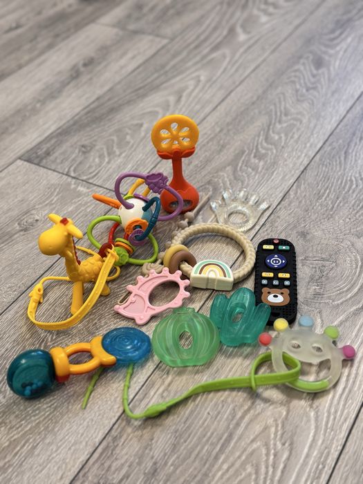 Іграшки для найменших