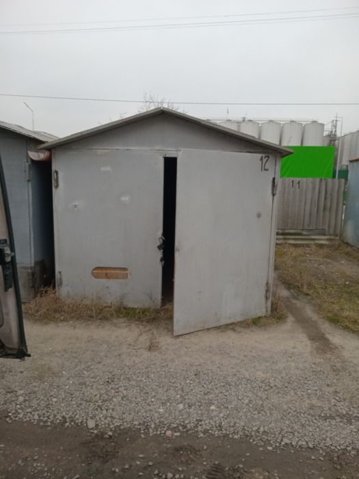 Магнітола Panasonic бу , радіо працює, остальне не знаю, висилаю олх н