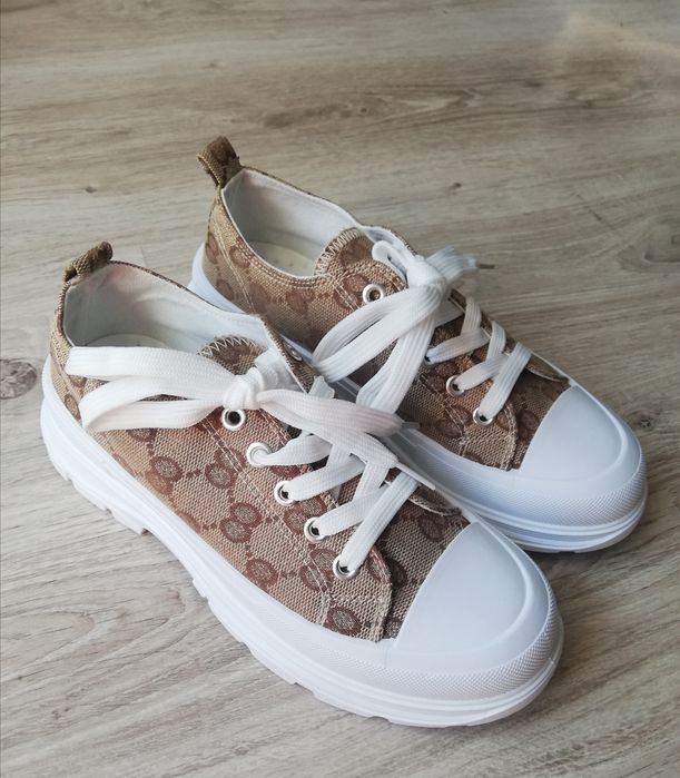 Trampki tenisówki  sneakersy białe beżowe 37 nowe