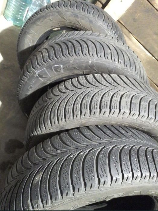 Зимняя резина 195 65 R15 Goodyear UltraGrip