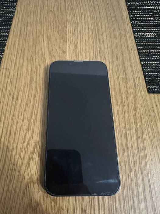 Sprzedam iPhone 13, 128 GB.