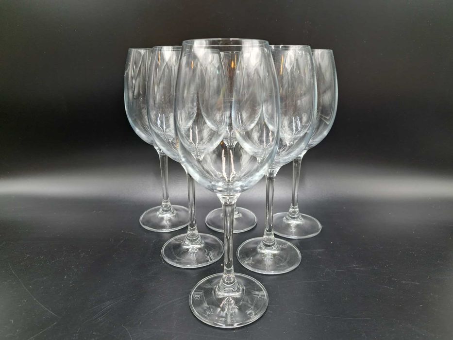 Duży kieliszek do wina z huty szkła Krosno