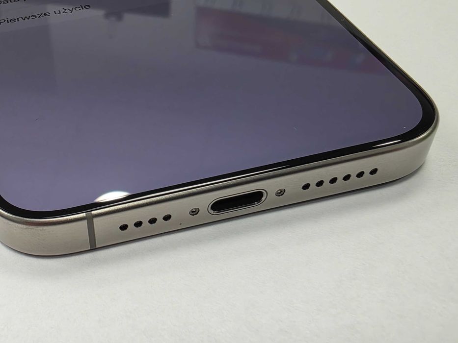 iPhone 15 PRO MAX 256GB Dual SIM (SIM + eSIM)/ Natural Titanium/ BAT 85%/ Grade B+ do A-/ + ładowarka/ GW 12 MSC