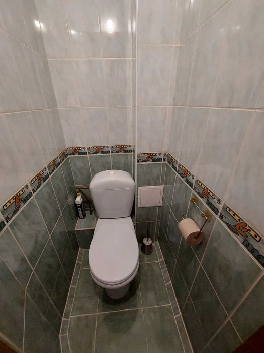 Посуточно 2к квартира. М. Харьковская. Ревуцкого 19/1