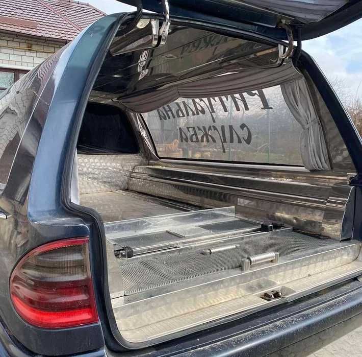 Продам Катафалк Mercedes-Benz E270 CDI