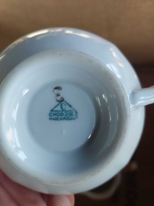 Porcelana z różnych zakładów z czasów PRL