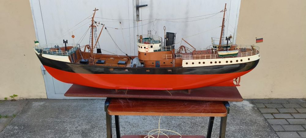 Model kutra rybackiego podświetlany