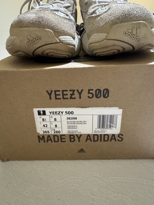 Yeezy Boost Blush Desert tamanho 42