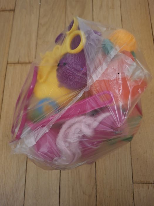 Zabawki, samochodziki