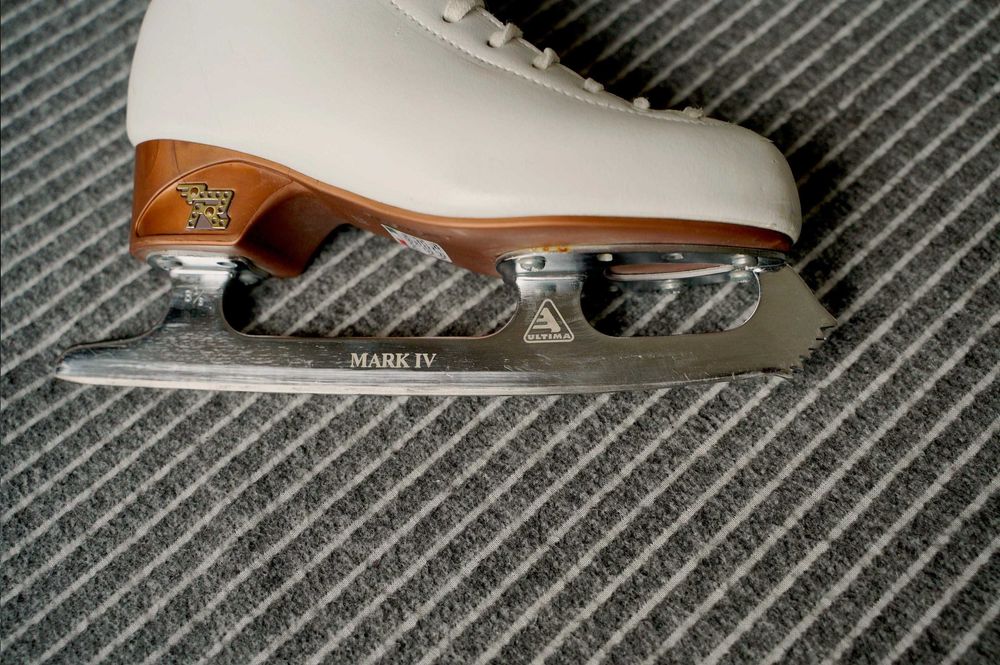 Łyżwy figurowe Risport RF Light 220 + Mark IV