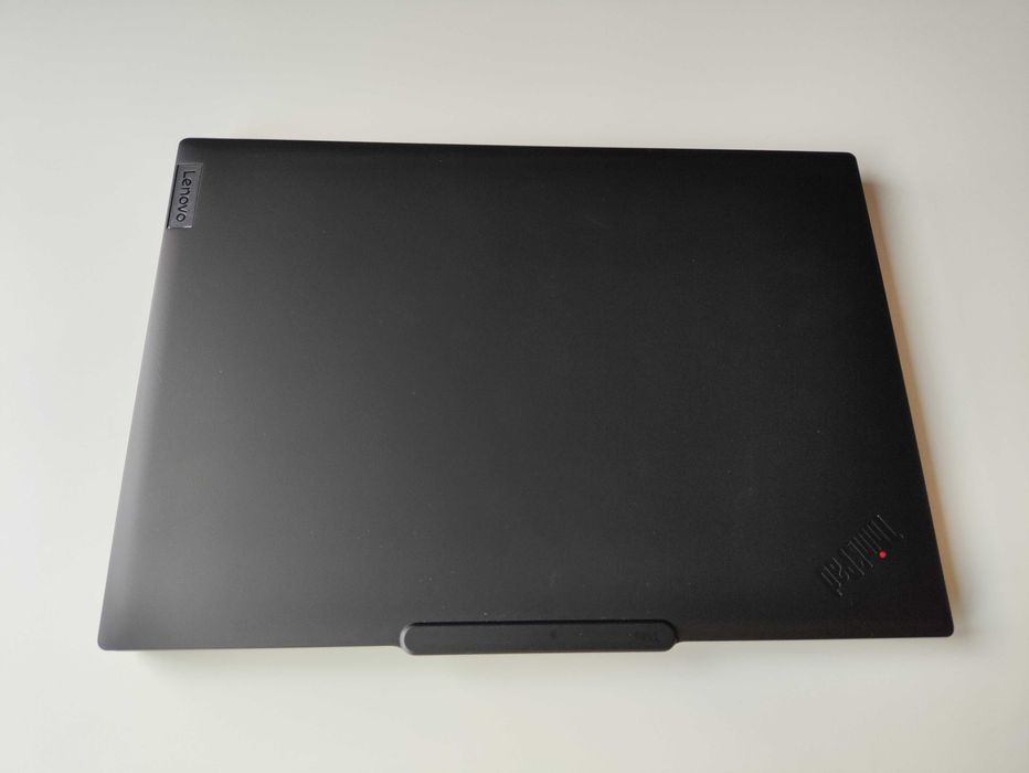 Lenovo ThinkPad T14s Gen 6 14" IPS Snapdragon 32/512 4 cykle ładowania