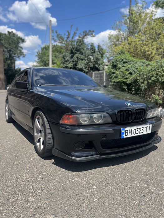 Продам Е39 M52B28TU