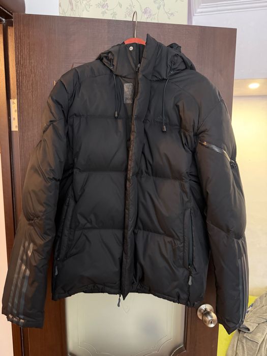 Пуховик чоловічий Адідас