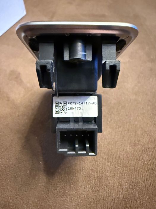 Кнопка відкриття вікна на Range Rover L405 ОРІГІНАЛ