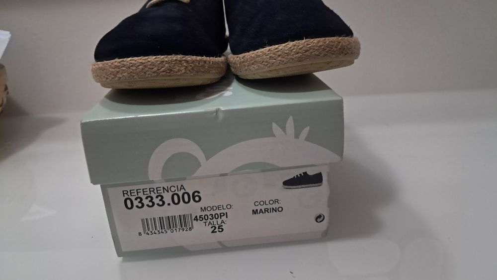 Sapato camurça pisamonas número 25