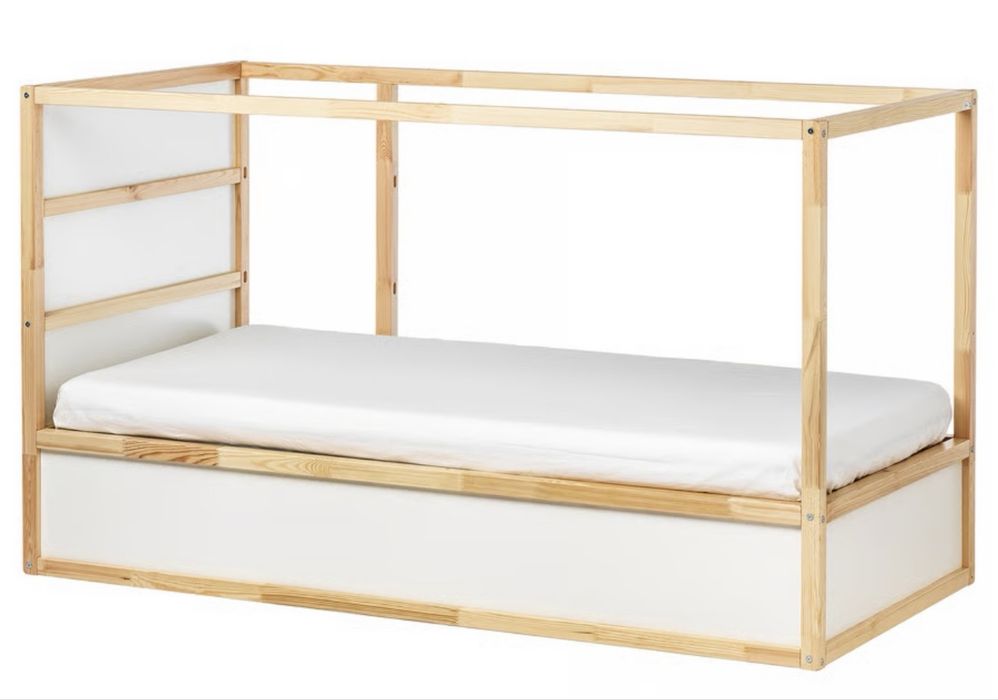 NEGOCIAVÉL Cama Kura ikea