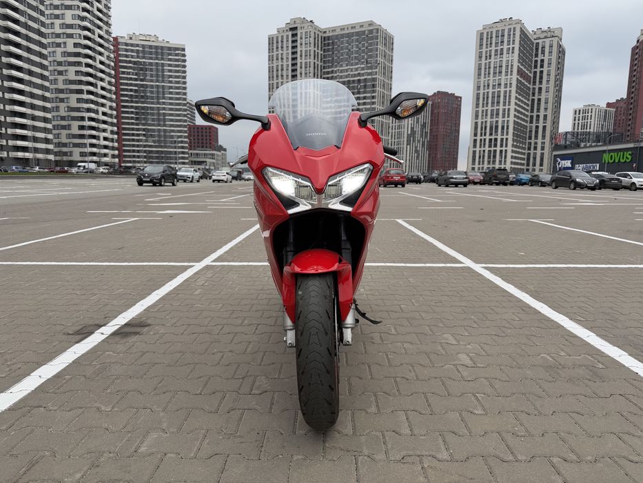 Honda VFR 800 F Deluxe 2015