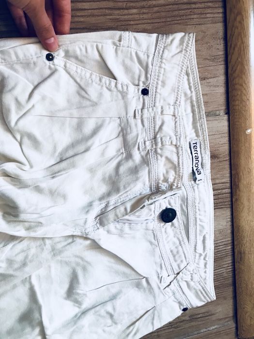 Biale spodnie krotkie 36 S Terranova