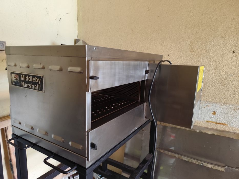 Forno esteira a gás