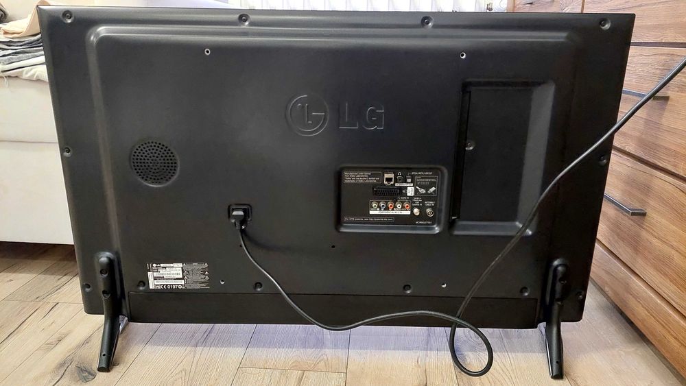 Telewizor LG 42LB670V