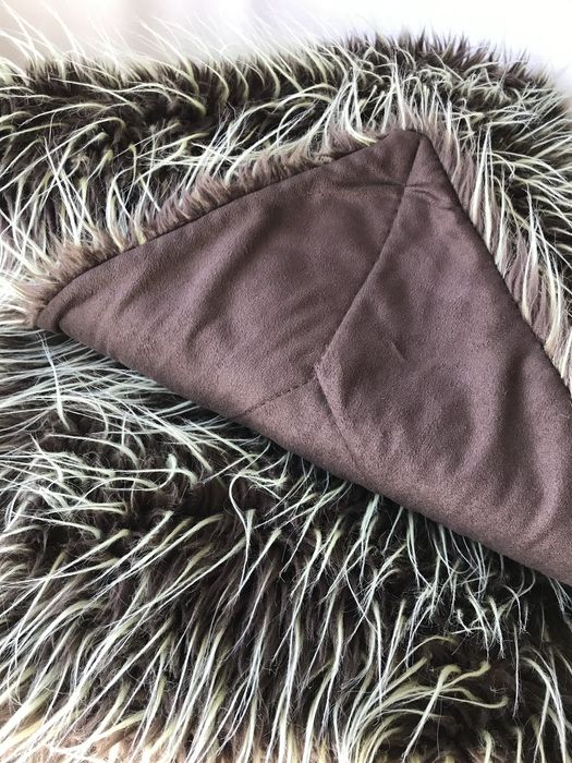 Manta pelo castanho/verde 168x150cm