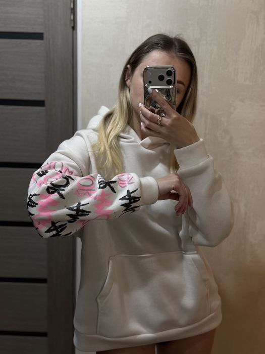 Нове худі молочного кольору