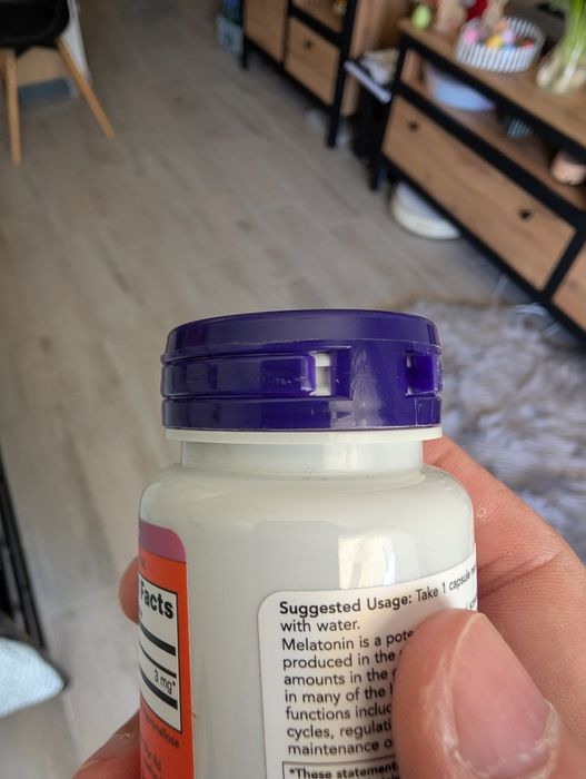Melotanin z iherb vege capsules