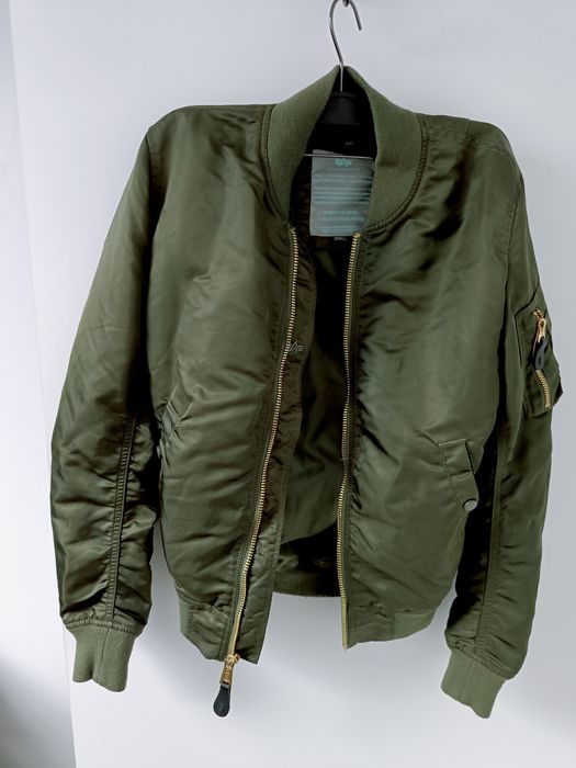 Kurtka bomberka Alpha industries S khaki