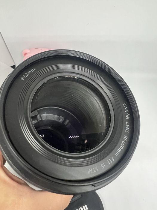 Обʼєктив обьктив Canon RF 600mm f/11 IS STM