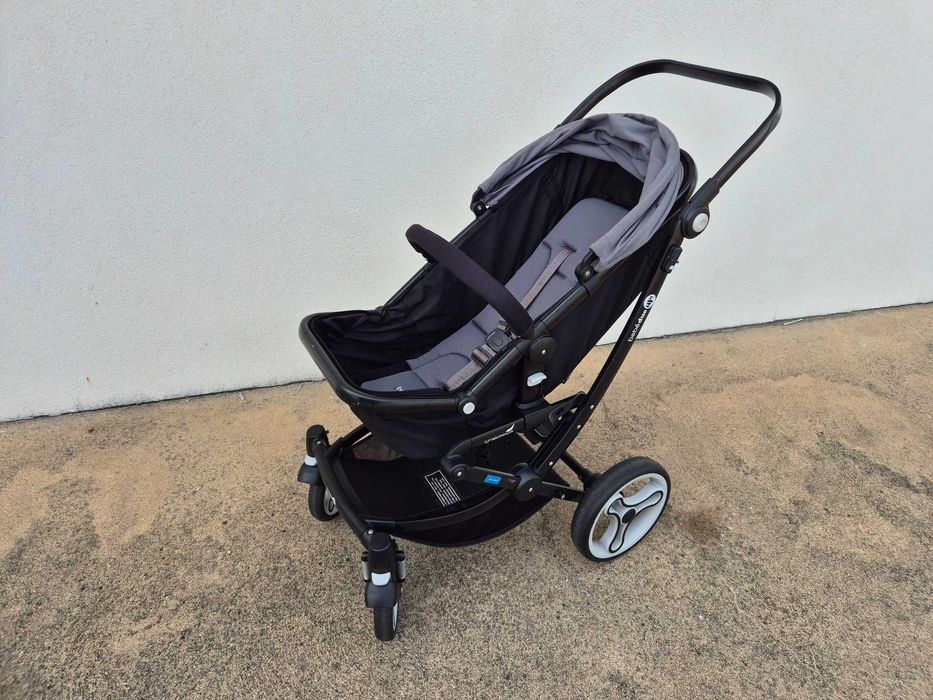 Carrinho de bebé Bebédue Up! – leve, compacto, excelente estado