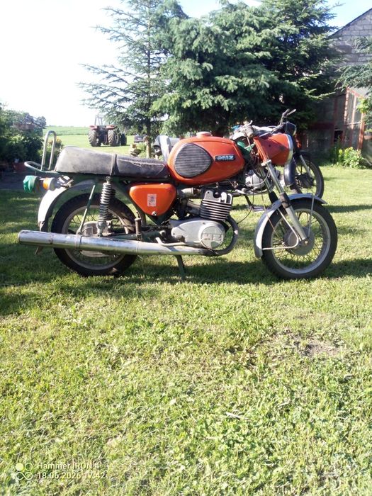 Mz