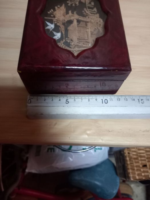 Guarda jóias Antigo.