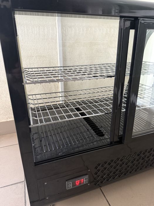 Холодильна Вітрина Frosty Кондитерська Обʼєм 100 Літрів !!!