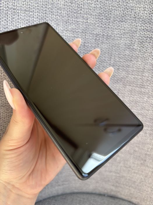 Телефон Pixel 6a 128 Gb