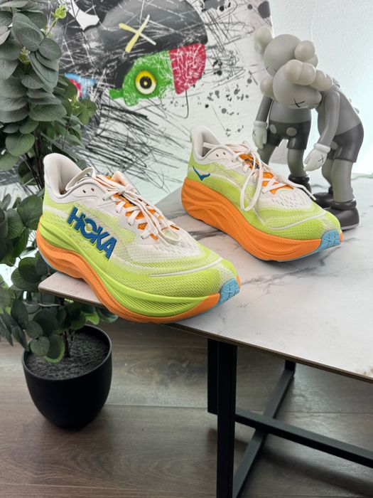 Кросівки Hoka Skyflow 45 розмір Е16884