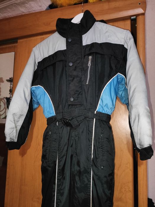 Лыжный комбинезон