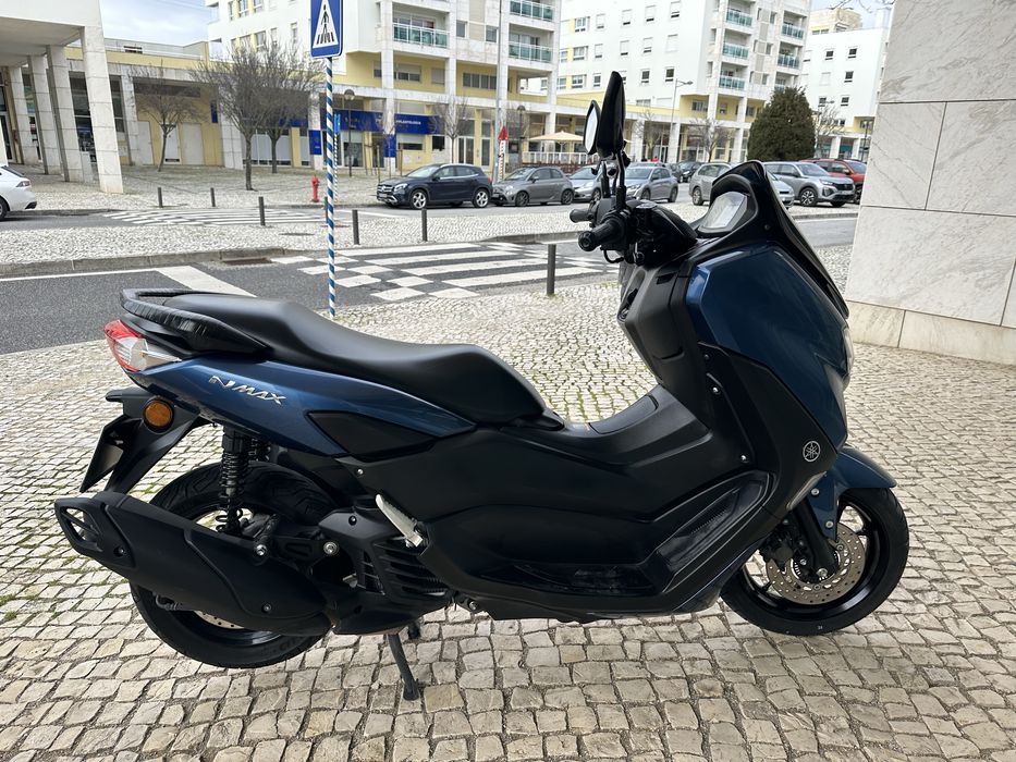 Moto Nmax 2023  sem chororo