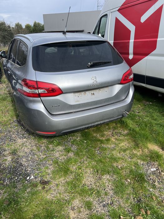 Peugeot 308 II para peças