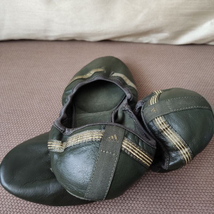 Adidas buty skórzane damskie 37