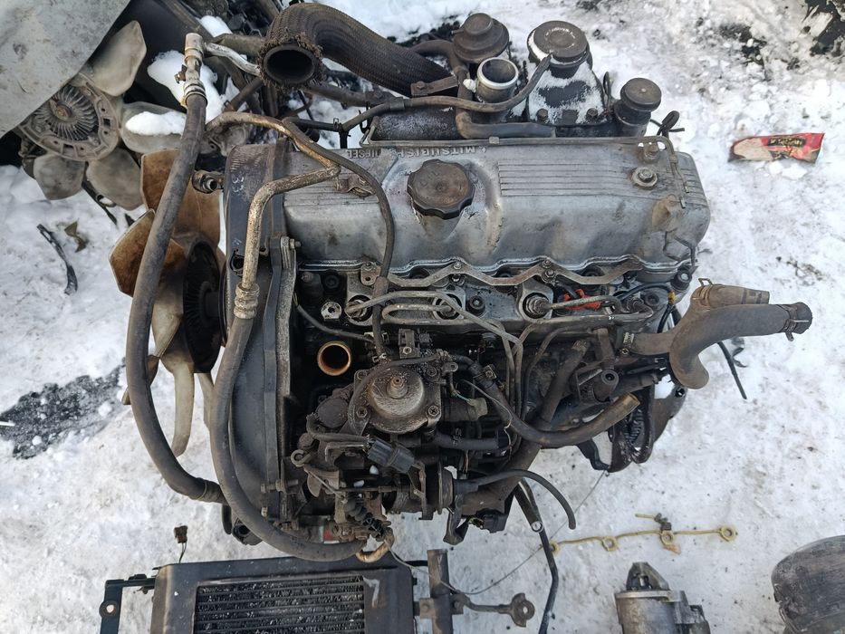 Продам двигатель в зборе.Mutsyduhi Pajero Sport 2,5 Dlzel.