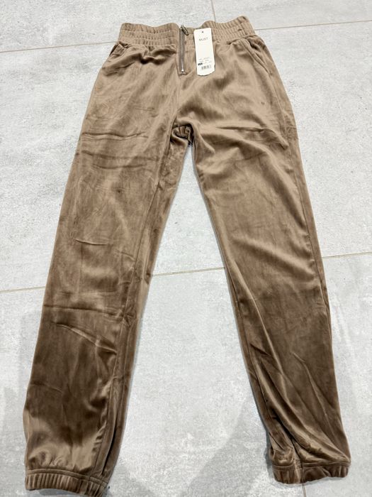 Spodnie  dresowe  welurowe r s/m