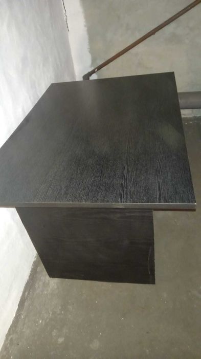 Biurko stolik czarne niskie