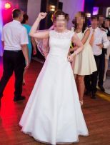 suknia ślubna 38/40 + welon gratis fason litera A