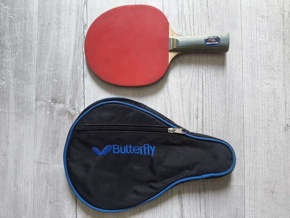 Rakietka Butterfly Timo Boll 900F + pokrowiec Butterfly