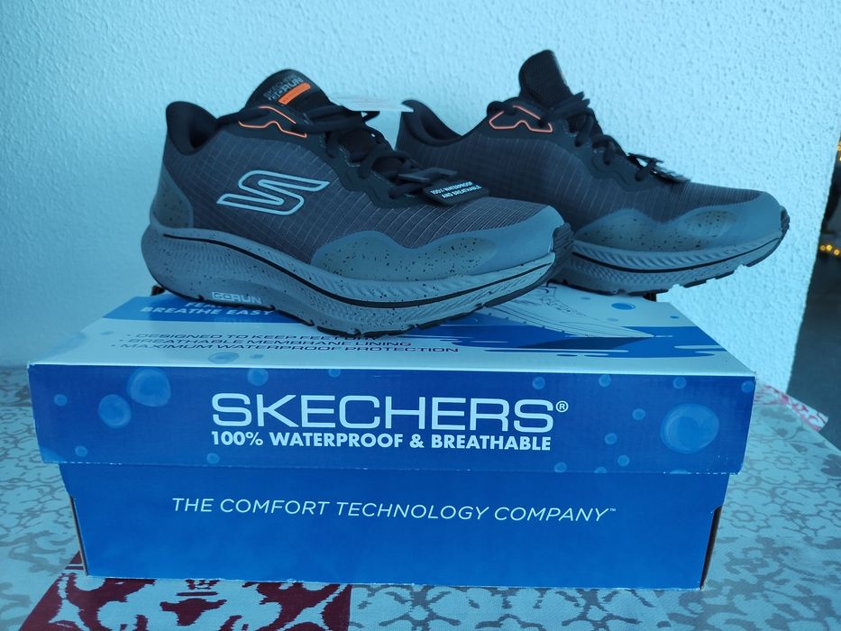 Skechers go run 100% impermeáveis ref 220874
