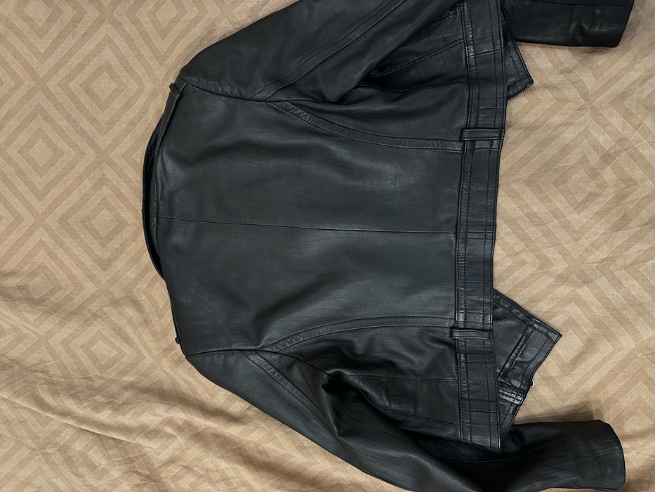 Шкіряна  жіноча косуха  (Б/у)