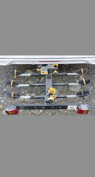 Bagażnik na 3 i 4 rowery