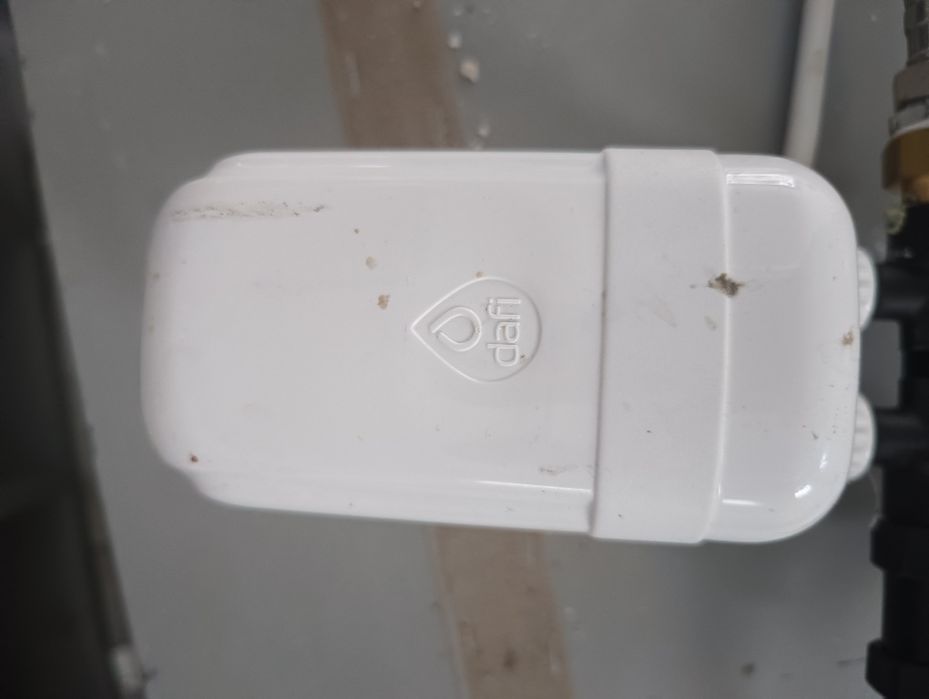 Elektryczny przepływowy ogrzewacz DAFI