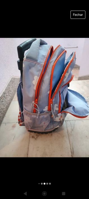 Mochila escolar.